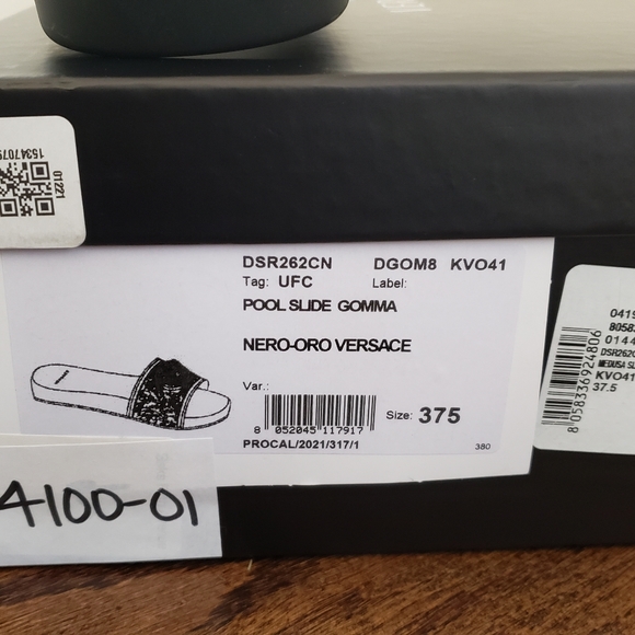 Versace La Medusa Pool Slides - Picture 11 of 12